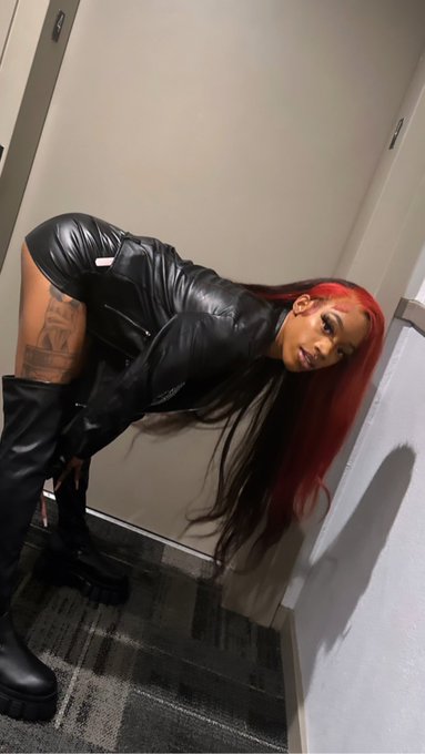 Now I&rsquo;m on they radar 🖤 #birthdaygirl #Sagittarius #gothicgirls #FYP #Explore #explorepage https://t<a href="/tag/birthdaygirl"class="tags">#birthdaygirl</a><a href="/tag/sagittarius"class="tags">#Sagittarius</a><a href="/tag/explore"class="tags"><span>#explore</span></a><a href="/tag/gothicgirls"class="tags"><span>#gothicgirls</span></a><a href="/tag/fyp"class="tags"><span>#fyp</span></a><a href="/tag/explorepage"class="tags"><span>#explorepage</span></a>