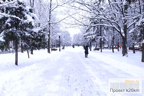 k26km's tweet photo. Зимняя сказка, гололёд и оттепель в Москве

За вторую половину дня 10 декабря и ночь 11 декабря по данным специалистов московского метеобюро в Москве выпала пятая часть месячной нормы осадков для декабря

Подробно: https://t.co/FdMCo5ckls https://t.co/1elJF02iod
