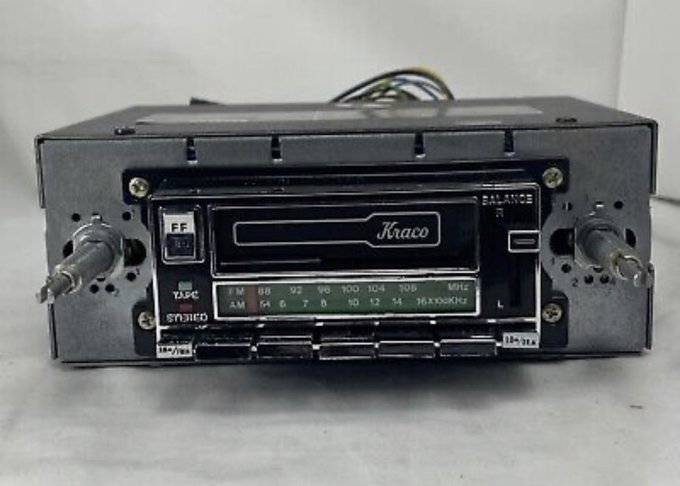 If you had a car in the 1980s &hellip;   Who remembers putting one of those in, cranking it up, and cruising<a href="/tag/cassette"class="tags"><span>#cassette</span></a><a href="/tag/tapedeck"class="tags"><span>#tapedeck</span></a>