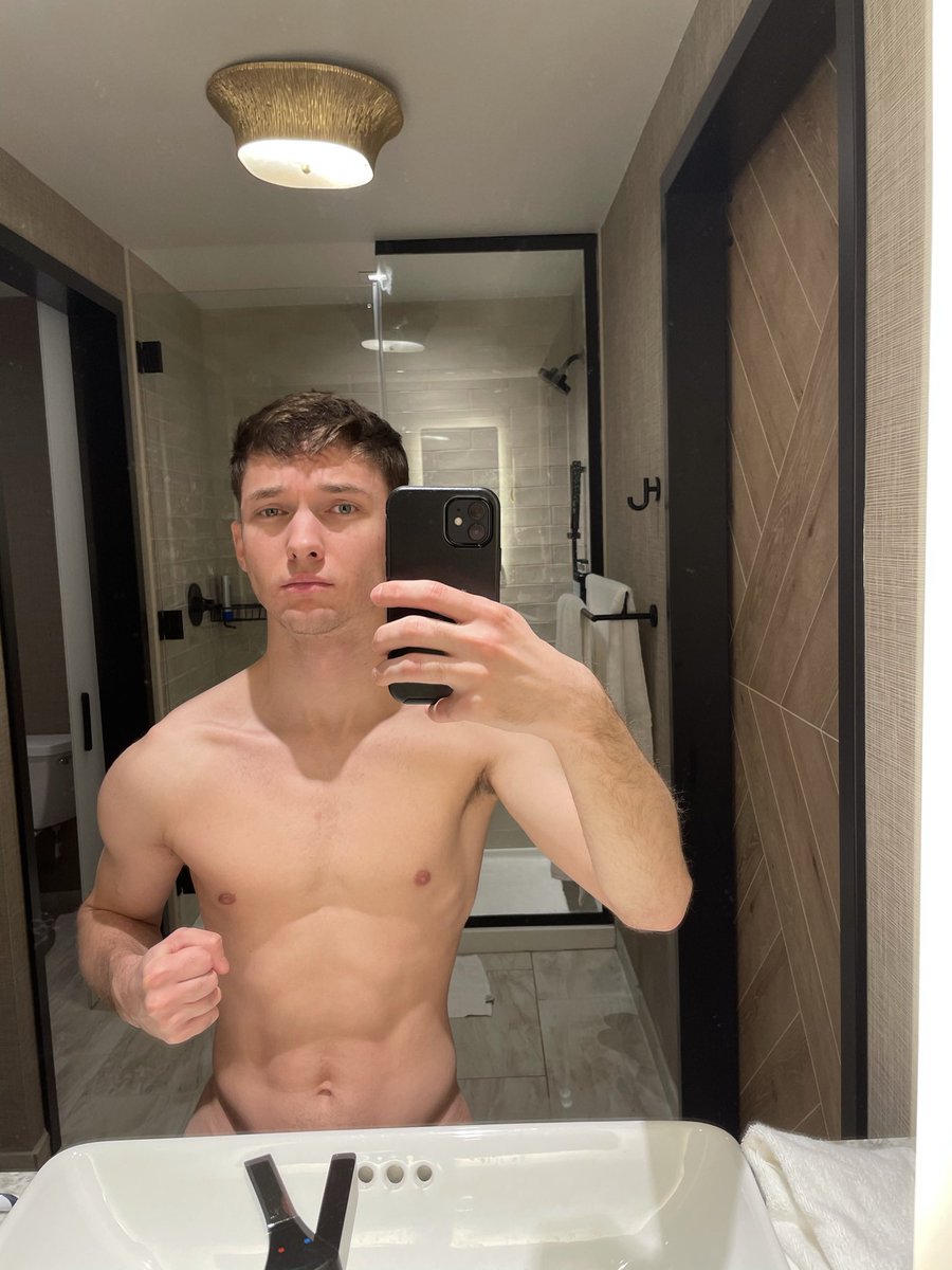 RT if you like Twinks t.covNAU3naOlJ 