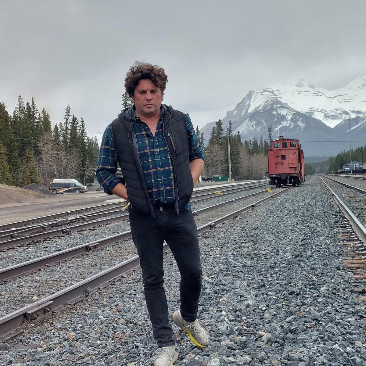AndalucesCSTV's tweet photo. ¡En una hora comienza #AXMCalgary! 🇨🇦😍

Te esperamos en @canalsur con @MANUMARTINEZAD a las 22.55 📲 https://t.co/0TIVPPWbhC