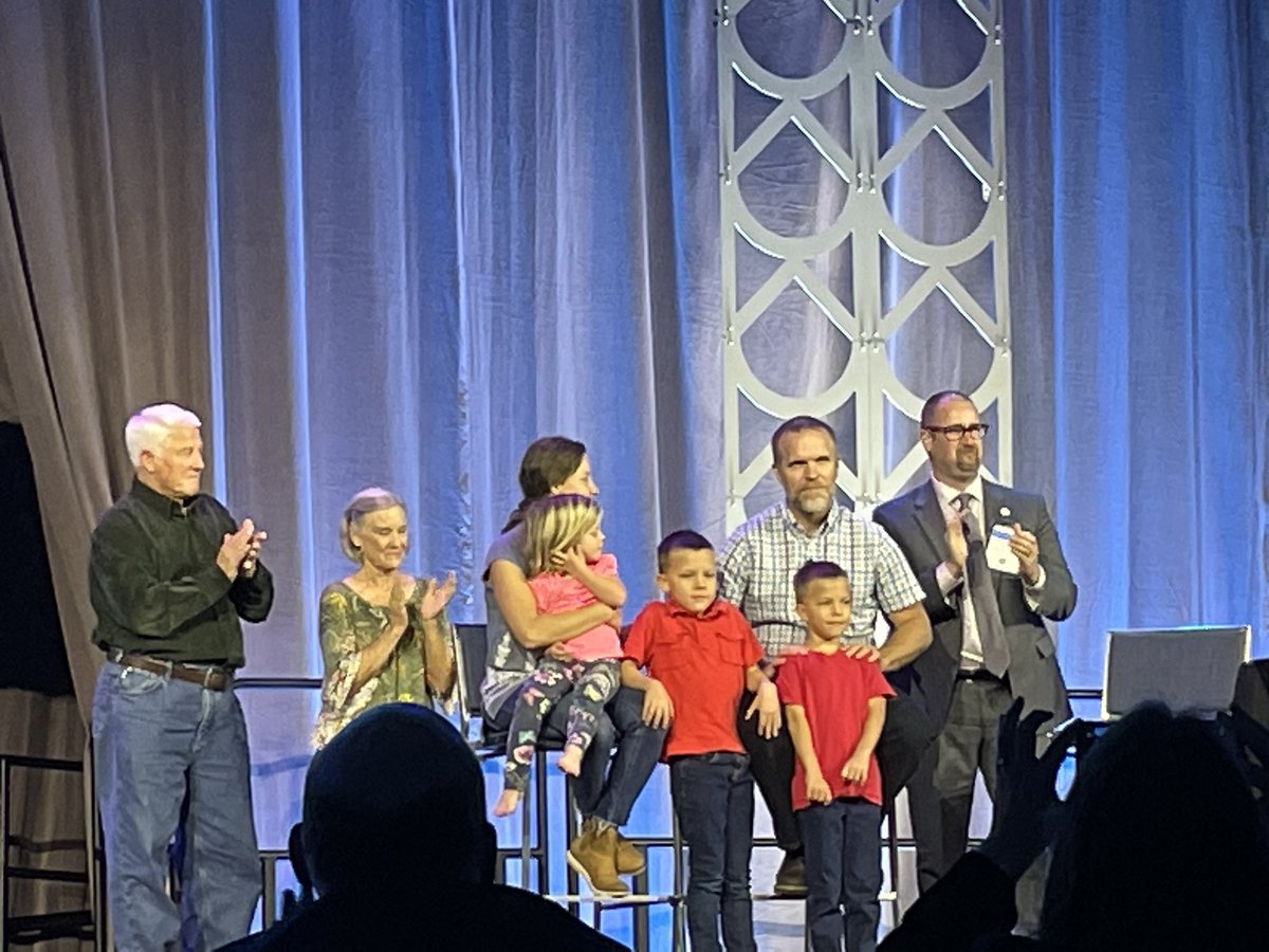 Marion Henry 🟧 tweet media