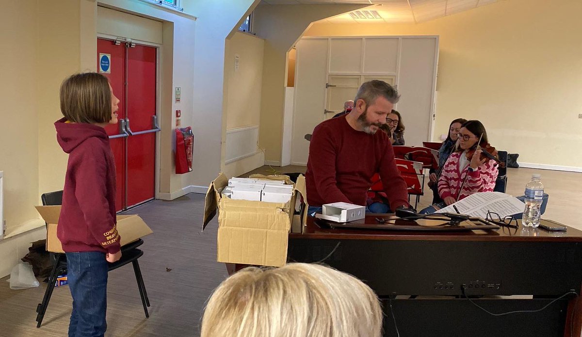 AllegriDerry's tweet photo. Fab rehearsal today for The Snowman with narrator Greta Mc Tague &amp; soloists Ben Langan (Guildhall) &amp; Clíodhna Simpson (@TheAlleyTheatre) 

Audiences are in for a treat with  performance of Howard Blake’s timeless orchestral work plus festive favourites

🎟️ https://t.co/BaDwF8rCWH https://t.co/ZLsPPrzVRH