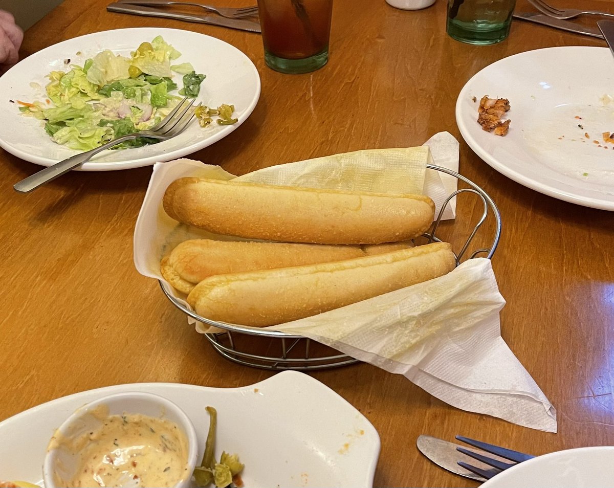 QuackGreen's tweet photo. Original content. Please like.

(Guess the restaurant!)
#OnlyBread https://t.co/w5MFBmMHm5