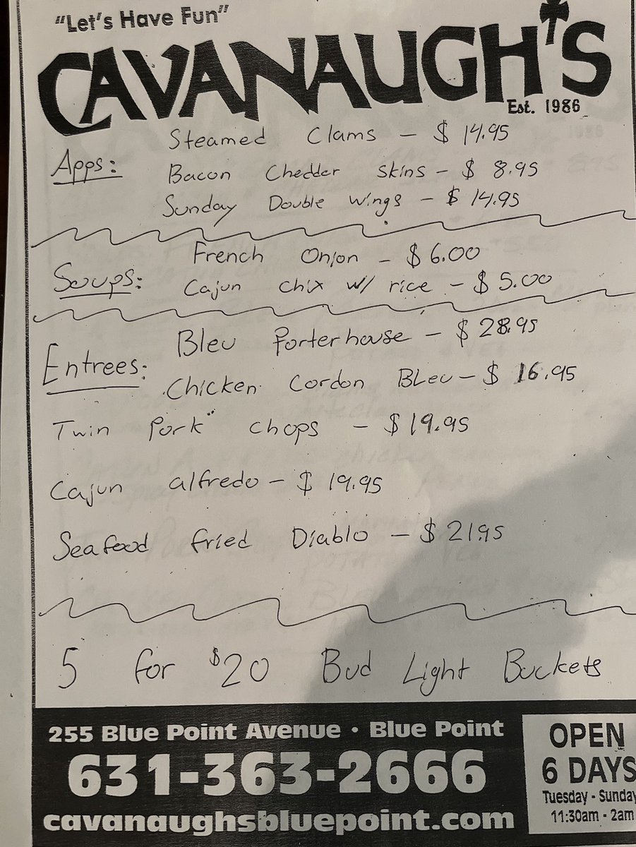 CavanaughsPub's tweet photo. Sunday night dinner specials, kitchen open till 9:30pm. 2 for 1 chicken wings all day. Raffle... Raffles... we got Rafflesπππππ. #bayport #Heineken #burgers #wings #steaks #bluepoint #cavanaughs #bpfd #catering #foodie https://t.co/875jQi0uwi