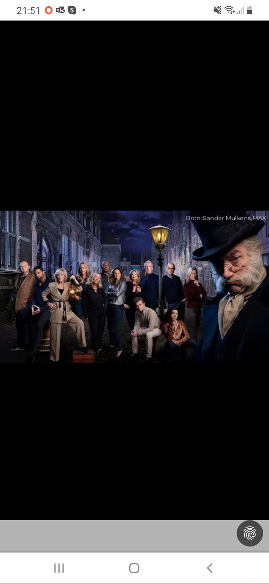 sysdata's tweet photo. Scrooge Live niet gezien?
Dan heb je wat gemist!
Supergoede teksten, passende muziek en uitstekende uitvoering van spel en zang. Complimenten voor de #regie en #presentatie.
En hopelijk veel #donateurs voor #Kinderhulp. #ScroogeLive #Max #MariaFiselier #RouéVerveer https://t.co/9XDC3gS3Kh