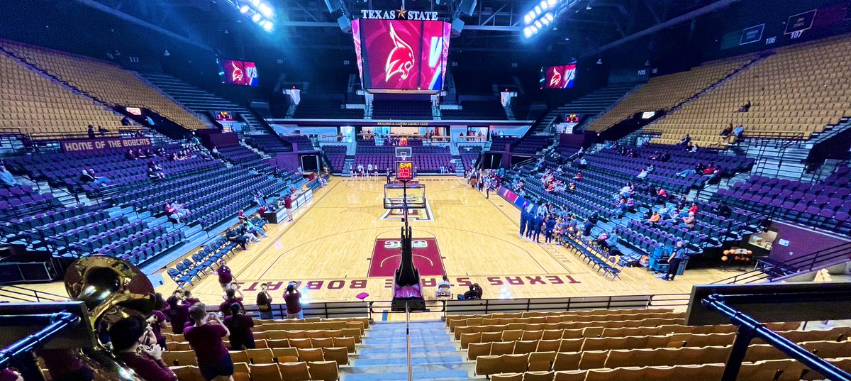 kdamp's tweet photo. Our final Fall 2022 Commencement ceremony ended after 7 pm last night. Our @TxStateBobcats arena crew pulled off another Festivus-season feat of strength to get us ready for @TXStateWBB today. Proud of you all!πΎ #BeatMorganState! https://t.co/V0WrzRQSdl