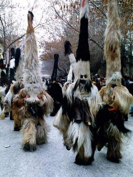 SubRosaMagick's tweet photo. "Slavic Winter rituals - The nuptials of the North Star &amp; Winter Solstice imparted mythological elements to costumes, head dresses and masks. In Bulgaria, the 'kukeri', of prehistoric origin" (more in ALT) #mythologymonday https://t.co/dhO2oKK6Q2