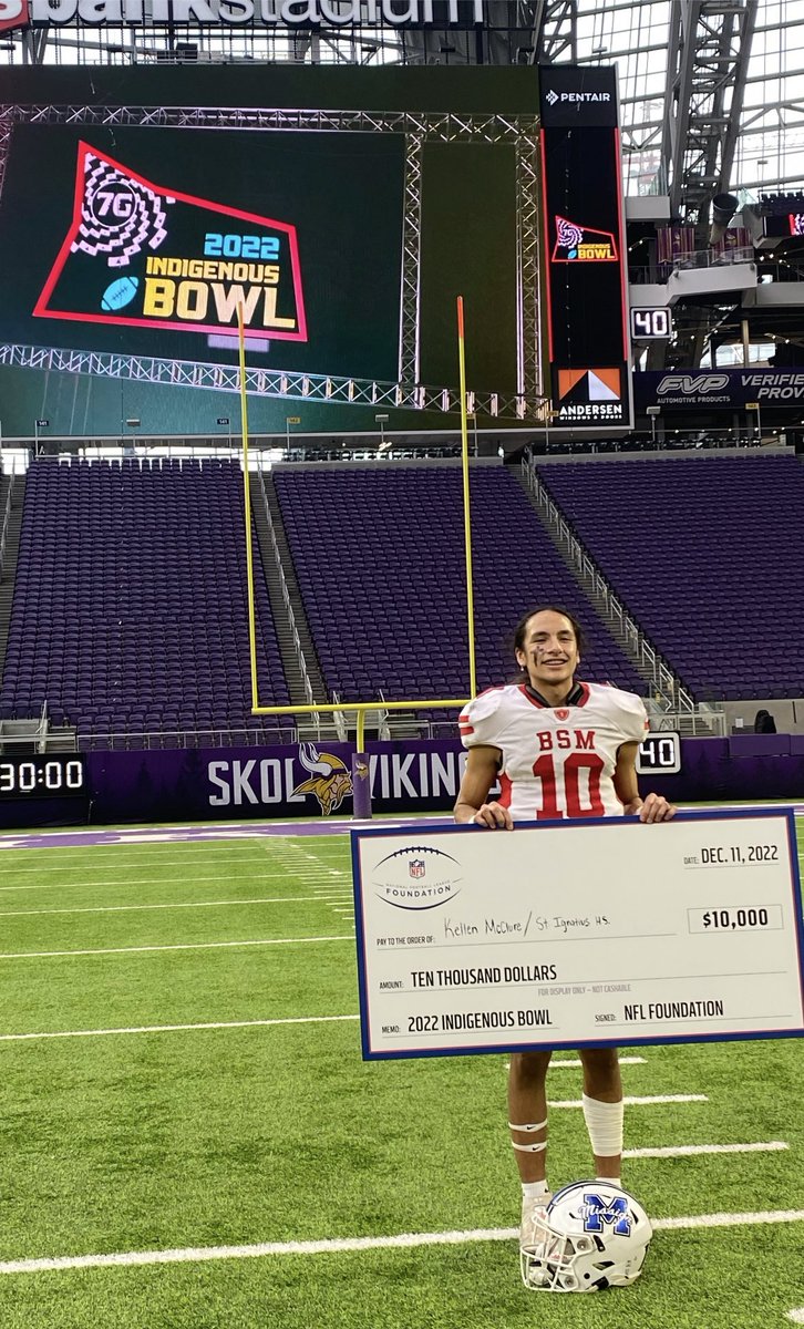 ShawnHend76's tweet photo. @MissionFB senior @KellenMcClure2 just finished up @Indigenous Bowl with 2 tds (72 and 15yd tds) and the win.  He also was selected by the coaches to receive $10k for our football program.  Proud Bulldog moment for us and dad @Cheyguy24 #bulldogproud https://t.co/9aw6lRCbmN