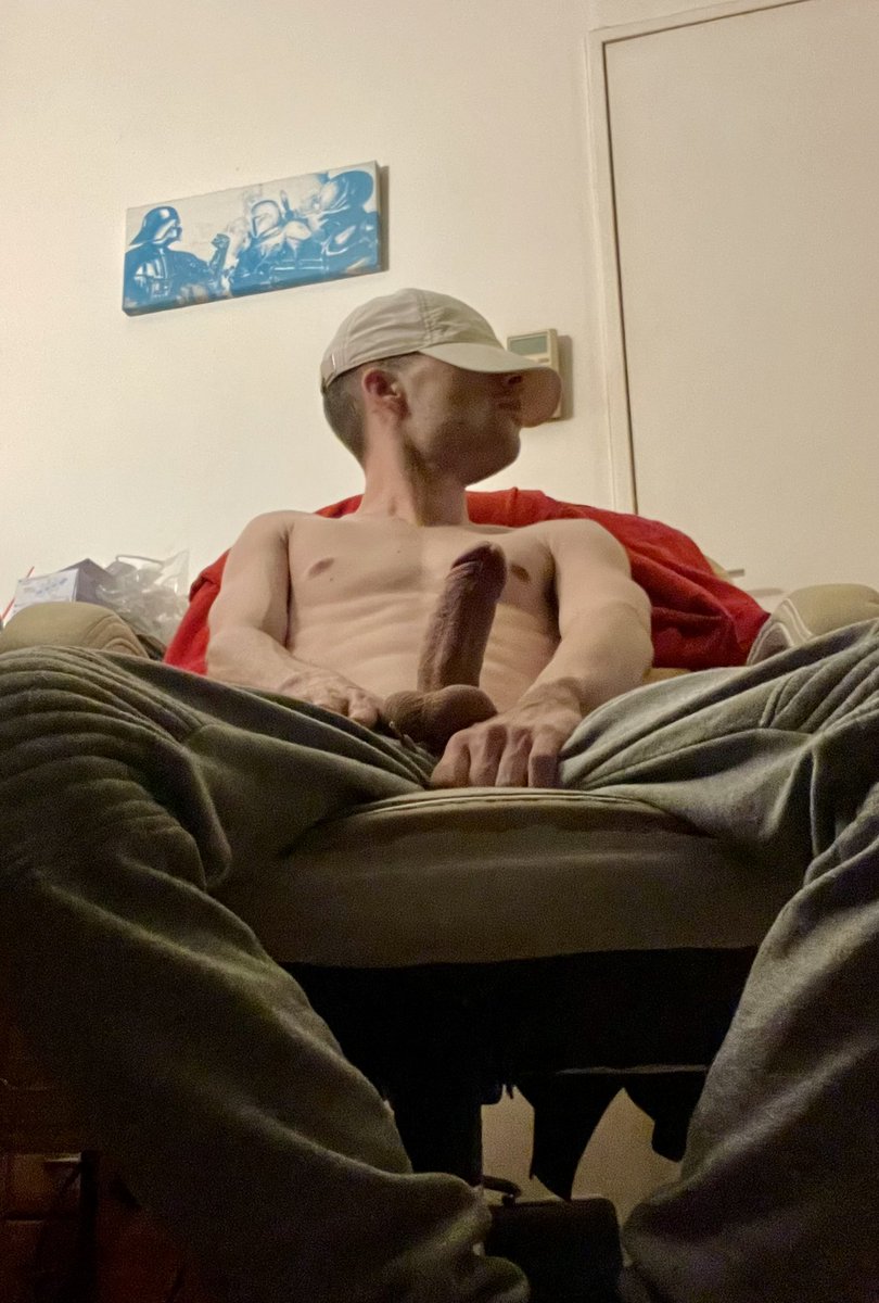 Unbeslave1's tweet photo. 100 jours de chasteté n’ont pas suffit. @maqueuecom est toujours assez dure pour t’inculquer comment sucer 😈😁

RT je te montre https://t.co/BdJvh6URbP
