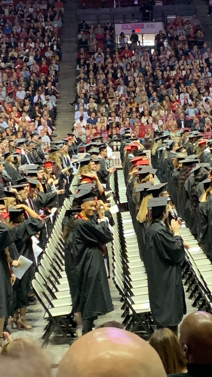 tbowens01's tweet photo. Degree secured ✅🎓 #BamaGrad https://t.co/dhirDSMNyF