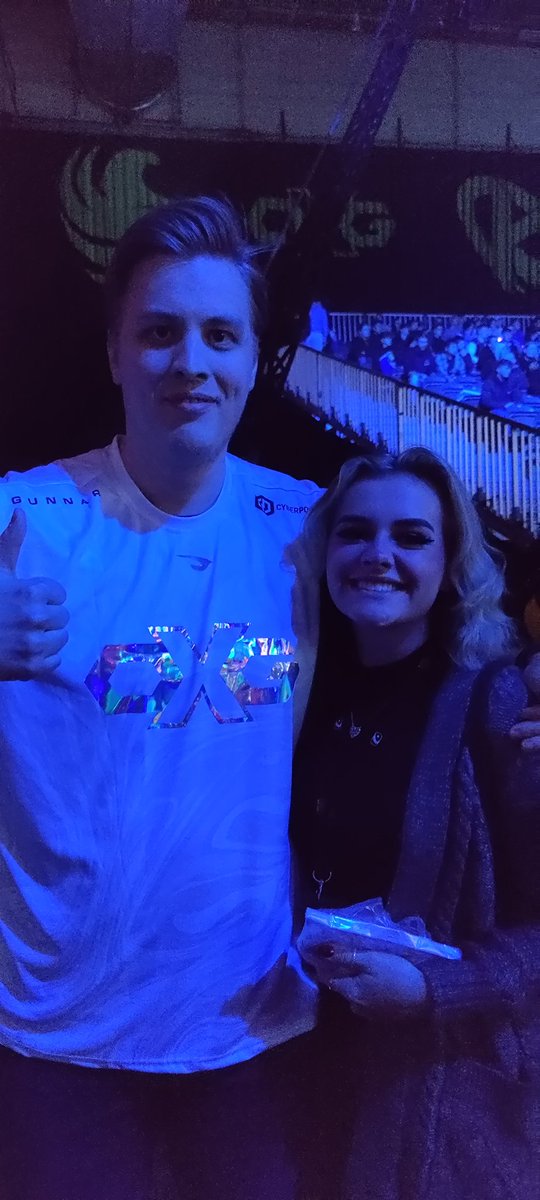 Dielange666's tweet photo. What a weekend! Congrats to @GenG !Met so many amazing people! Thanks for the vibes. #RLCS #RotterLAN @Athena @Rizzo_TV @miramasa_ @Cailee @SunlessKhan https://t.co/cOcy3g3FO8