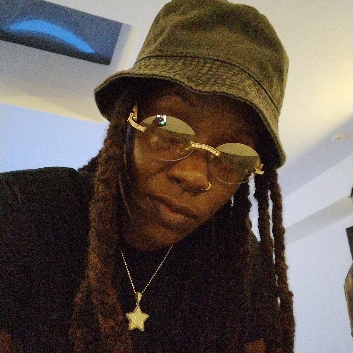 SPTheArtist1's tweet photo. #NewProfilePic https://t.co/2IGSa69u0Y