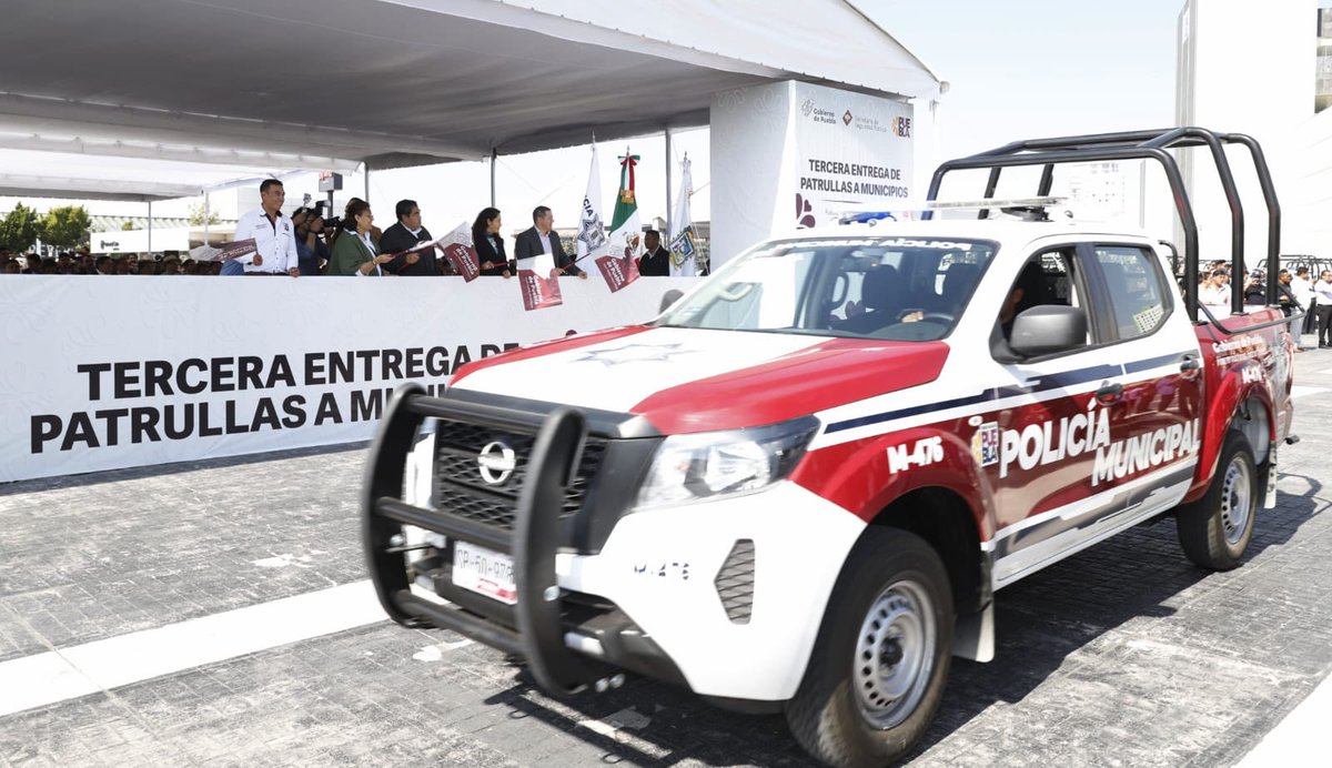MBarbosaMX's tweet photo. Estoy muy satisfecho de lo que hemos hecho en el @Gob_Puebla, seguiremos trabajando para garantizar que las y los poblanos vivan mejor. https://t.co/dVfd4l9QRe