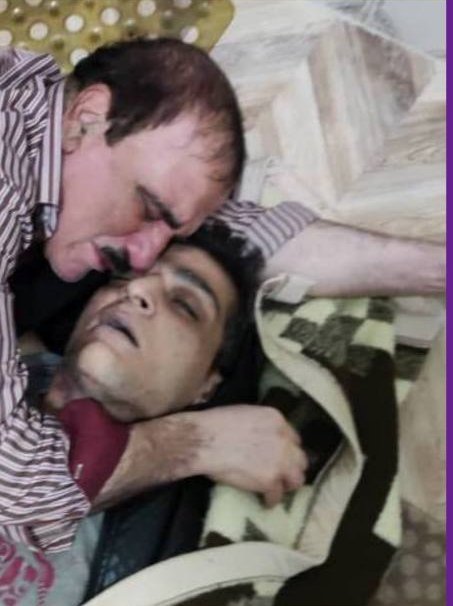 Soranmansournia's tweet photo. مزدوران ج.ا بامداد سەشنبە اول آذر #شهریار_عادلی را در منزلش در #سردشت ربودند و تا شنبه ۱۲آذر شکنجه دادند؛ سپس جسم ن��مەجان شهریار را به بیمارستان منتقل کردند. او اما در نهایت پنجشنبه ۱۷آذر و بەدلیل خونریزی داخلی جان باخت. پیکر بی‌جان شهریار یکش��به ۲۰آذر تحویل خانواده‌اش دادە شد. https://t.co/5yxBgM2SlC