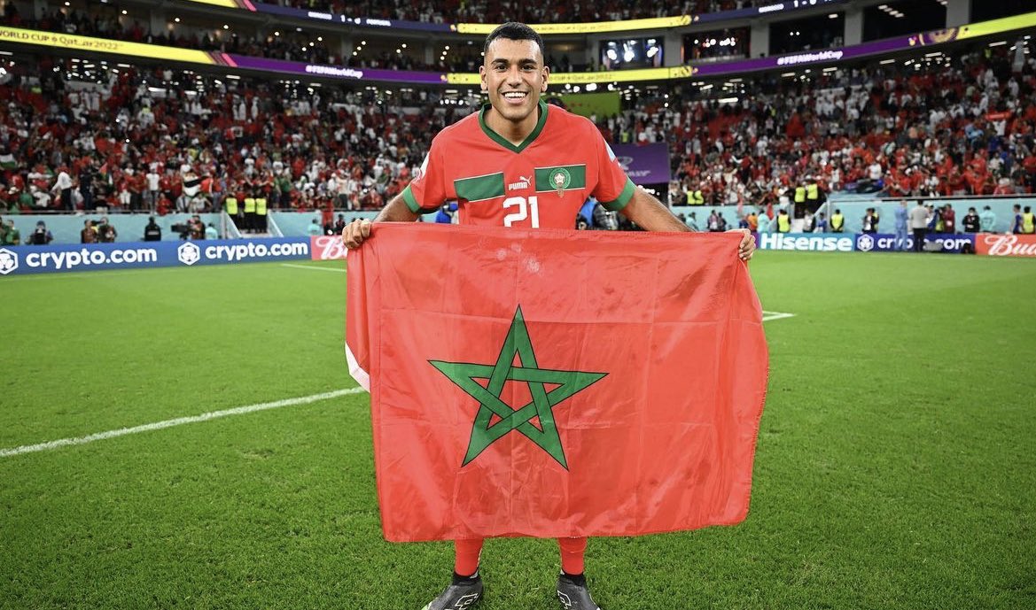 ProsMarocains's tweet photo. 😡 Total soutien à Walid Cheddira qui a reçu une vague d’insultes et a été contraint de bloquer les commentaires sur ces réseaux sociaux. C’est un comportement honteux et inacceptable ! https://t.co/aVQJvkw6t0