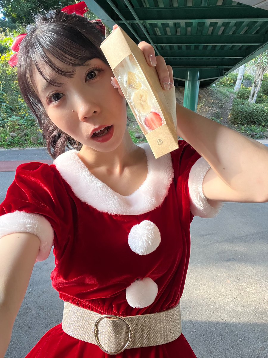 ayaka_ishikawa's tweet photo. おはちきん！
月曜日か〜がんばろな〜

新曲配信リリース👉https://t.co/1WrhCLGvmV

グッズオンラインストア👉 https://t.co/cCKIFDueeK

よろしくお願いします！！ https://t.co/4CSgT6VvIL