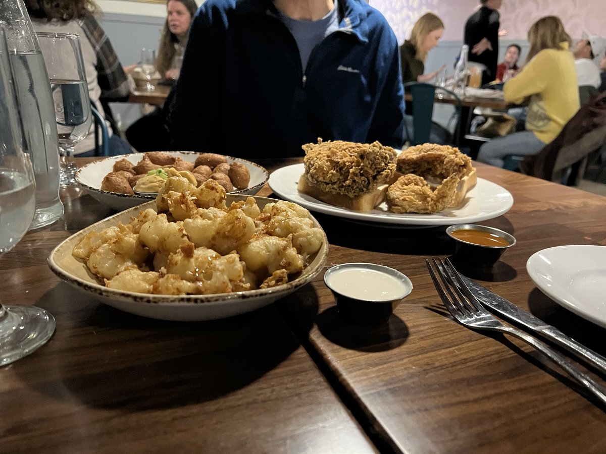 Elizabeth Stephan tweet media