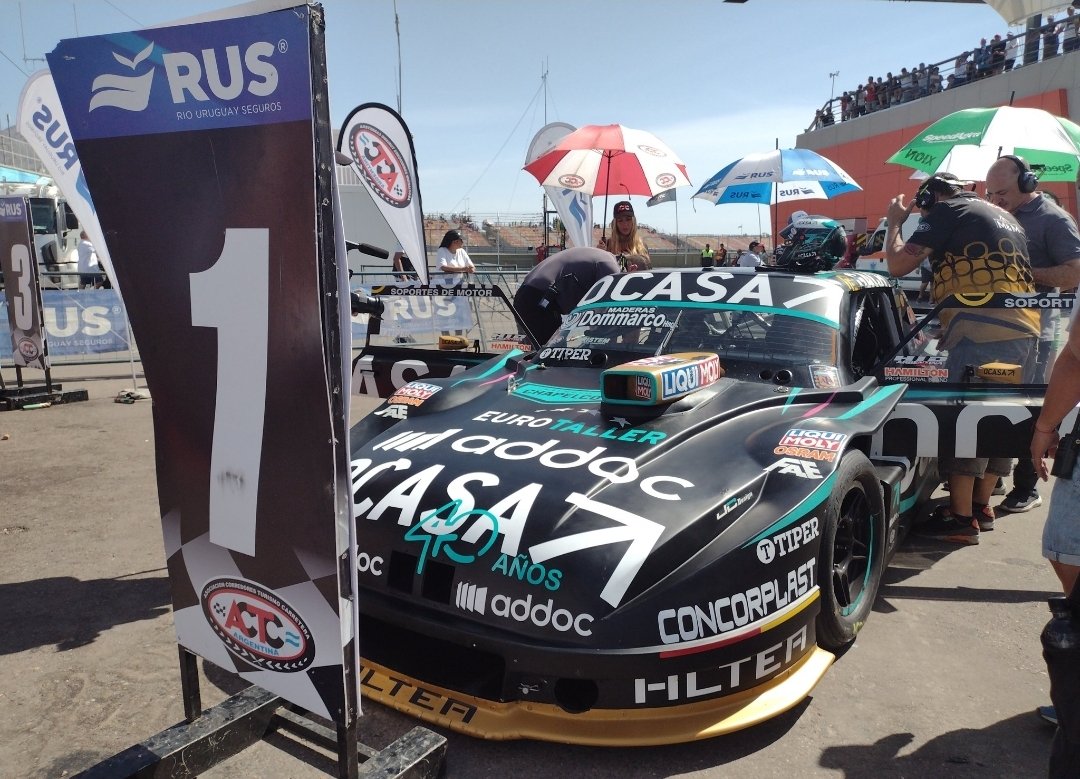 Que gran equipo <a href="/LasToscasRacing/">Las Toscas Racing</a> Se habló que <a href="/leonelpernia/">Leonel Pernia</a> se va que no siguen juntos, y hoy ganaron en Villicum si siguen o no, veremos y si el Tano se va le entregaron hasta el final un autazo, otros seguro les daría lo mismo, equipo últra confiable, conjunto ganador!