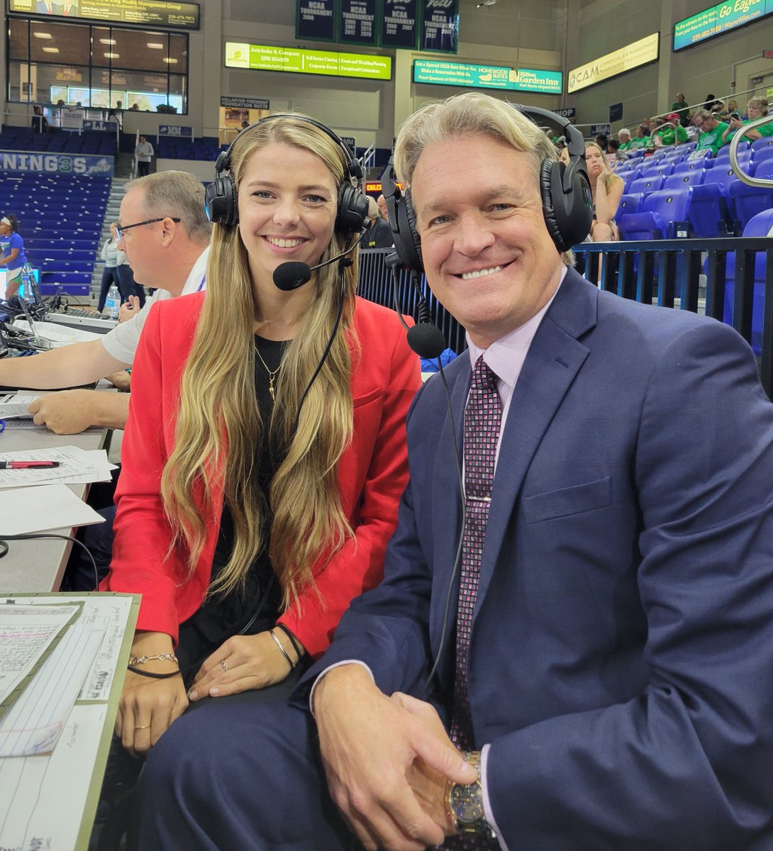 TomJamesLive's tweet photo. Pleasure working w/ @ABepko -- on the call this afternoon as 9-1 @DukeWBB battled 8-1 @FGCU_WBB at The Nest on @ESPNPlus #RainingThrees
@accwbb  @ASUNSports https://t.co/A4PLcqCyz2
