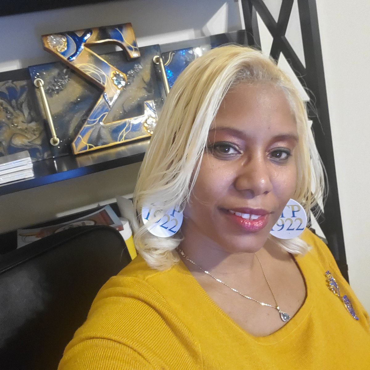 chandabk's tweet photo. Last Chapter Meeting of 2022 completed. See you in 2023 Sorors! 🥰😘💙💛🐩 #ΙΟΣ #ΣΓΡ
#Chaplain #CentennialClub #SigmaGammaRho #Greater #SGRho100 #SGRho #IconicIOS #XiBred #RoyalHarmony #Fall94 #IAmMySistersKeeper #PrettyPoodle #SERegionSGRho #Royalty #Legendary #WestColumbiaSC https://t.co/lVR0snDZNy