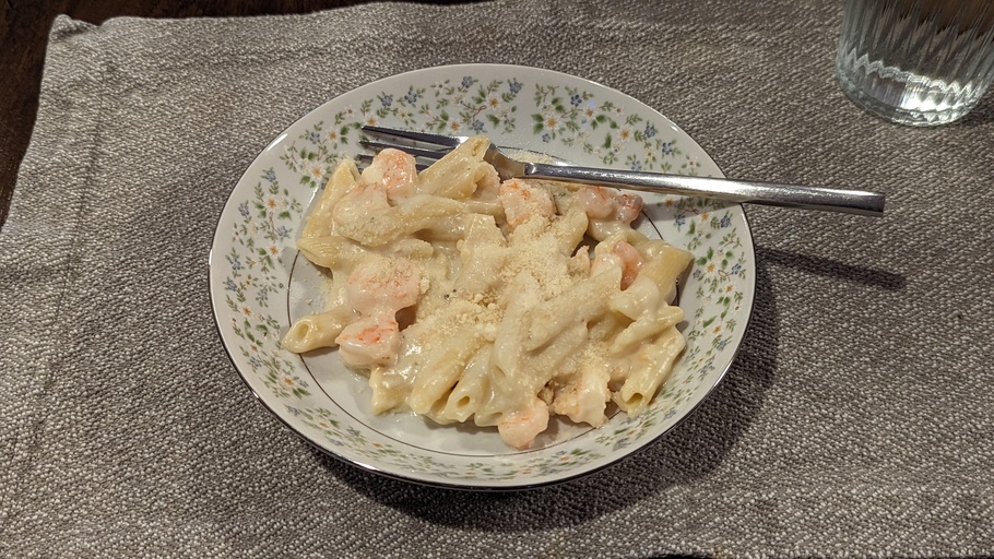 frsh2dth's tweet photo. Celebrating the holidays with delicious food ordered from Grubhub! Score exclusive deals and more when you join me in the #GrubhubTastemakers Community! #ad https://t.co/aM2cbq33se #ad https://t.co/aM2cbq33se https://t.co/6mP9u19jse
