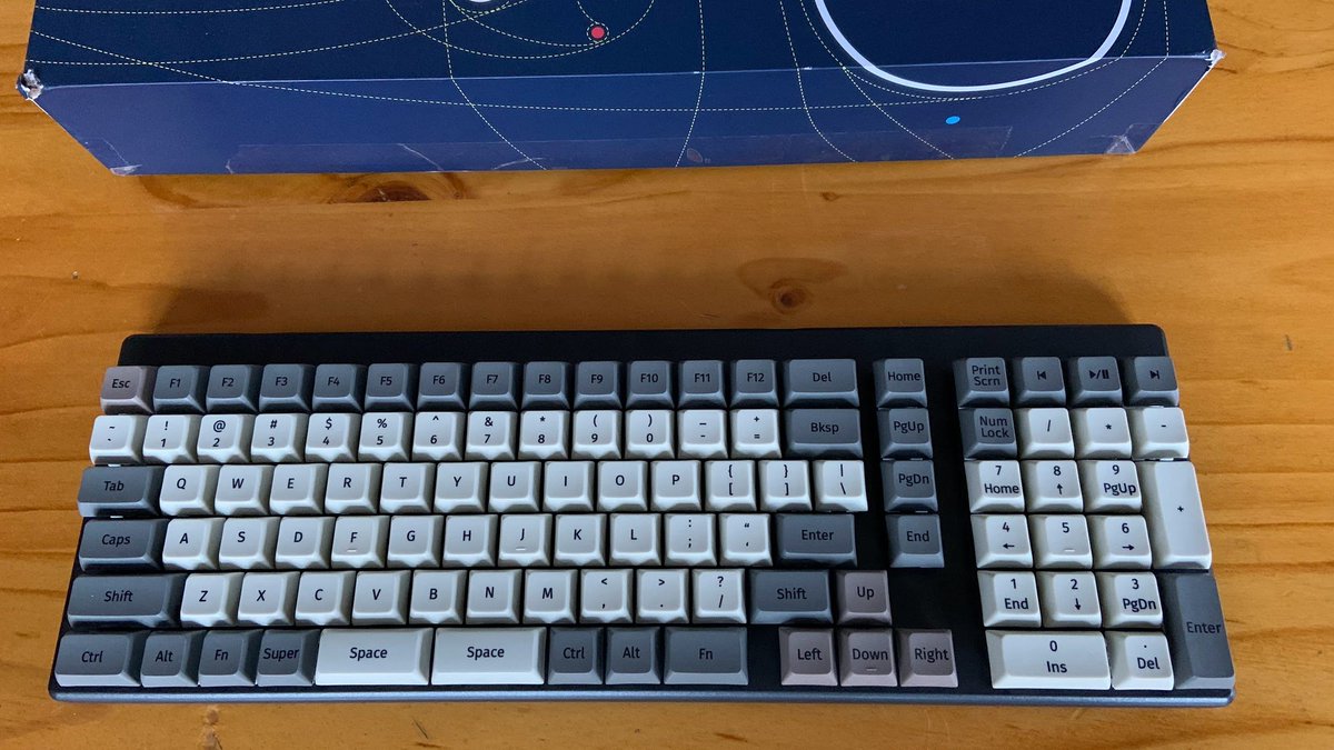 chris_bloke's tweet image. New thing! @system76 Launch Heavy full size keyboard.