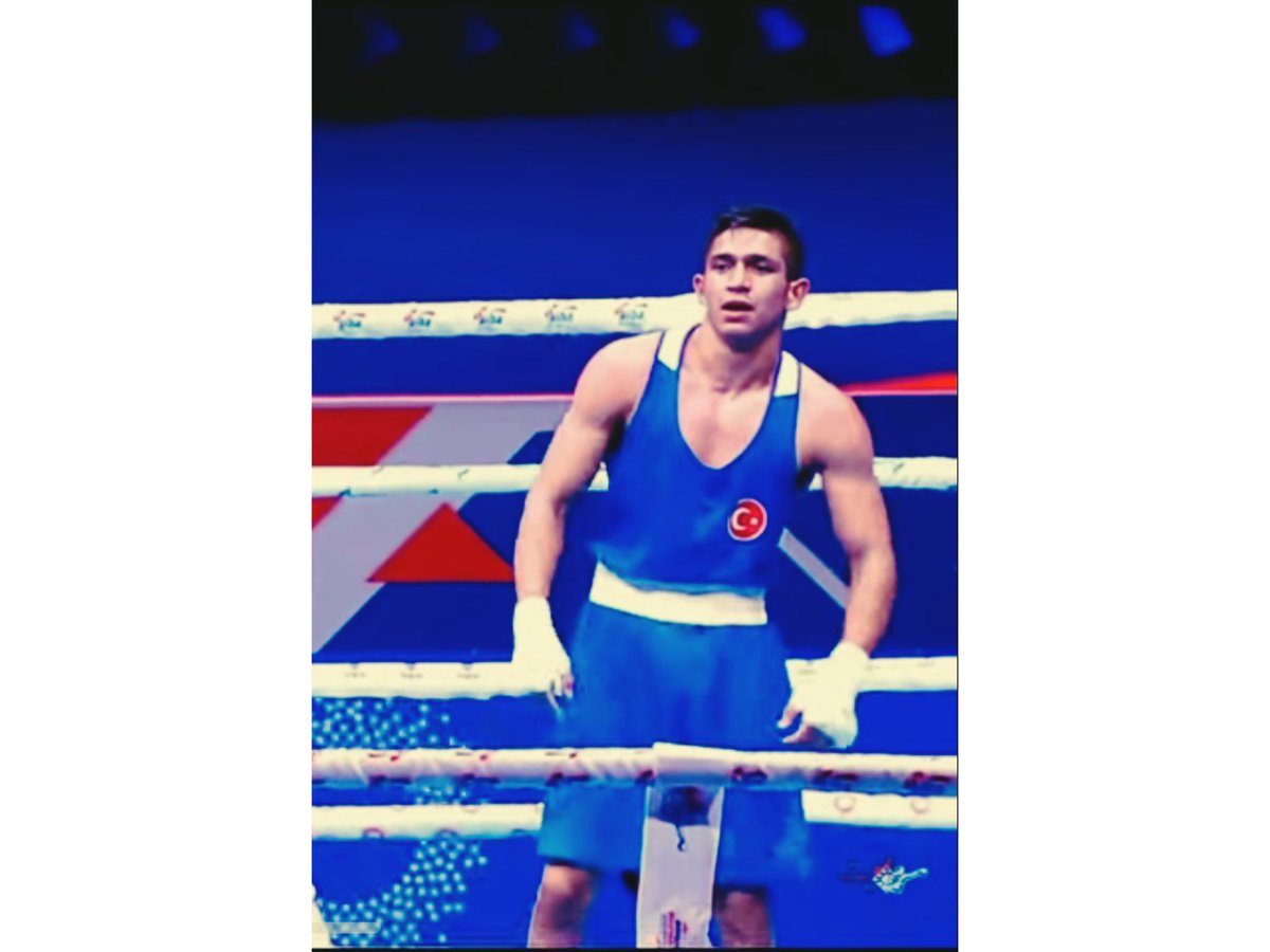 msboxing33's tweet photo. “Savaşarak kazan alkışlan,savaşarak kaybet saygı kazan.”
#Mersin #Istanbul #Fenerbahçe #Mersinboksihtisassporkulübü #nacioralolimpiksporkulübü #Boksakademisimersin #FBSK #Fenerbahceskboks #boxingmatch #Boxingplayer #Boxing #Boxingrespect #Boxingteam #BBFightclub #Muhammetsaçlı https://t.co/9ldhHa1OfN
