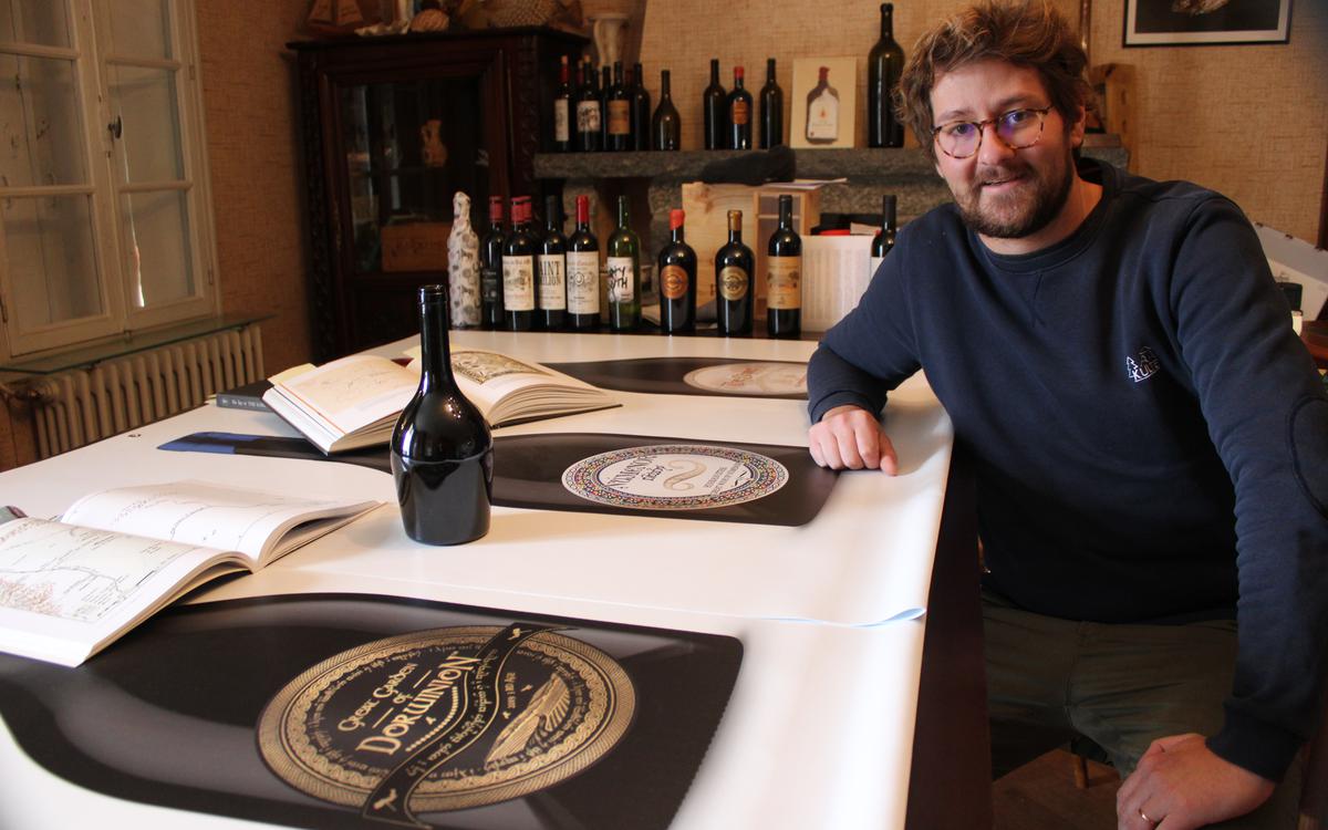 Sud Ouest Libourne (@so_libourne) on Twitter photo Culture pop : des vins élaborés en Gironde pour la cuvée officielle du « Seigneur des Anneaux » <a href="/VignoblesBardet/">Vignobles Bardet</a> sudouest.fr/gironde/libour… par <a href="/Belhache/">Philippe Belhache</a> Culture pop : des vins élaborés en Gironde pour la cuvée officielle du « Seigneur des Anneaux » <a href="/VignoblesBardet/">Vignobles Bardet</a> sudouest.fr/gironde/libour… par <a href="/Belhache/">Philippe Belhache</a>