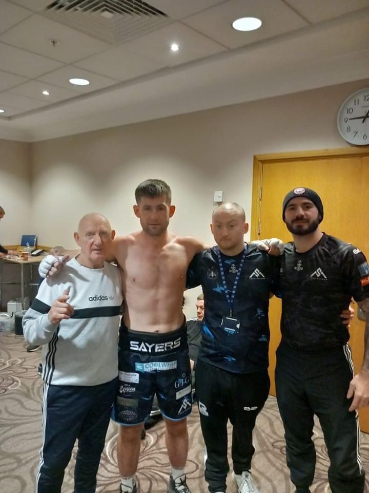 BritBoxingBlog's tweet photo. Pleased for big Moe Sayers and team tonight.
Second round stoppage win on the @Jobesboxingpro show at the Hilton
3 fights, 3 wins, 3 stoppages in his first year as a pro
#NEBoxing https://t.co/qj2gl1jzxr
