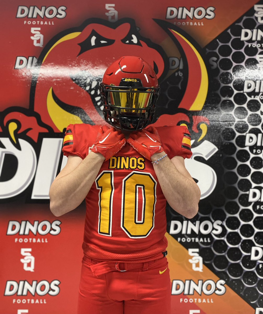 Connor Jones (@connor_m_jones) on Twitter photo After a great official visit with Coach Harris <a href="/Coach_Mollard/">Nathan Mollard</a> @CoachBerryDinos this weekend, I am grateful to have received an offer to continue my academics and play football at the University of Calgary. <a href="/Dinos_Football/">UCalgary Dinos Football π</a> After a great official visit with Coach Harris <a href="/Coach_Mollard/">Nathan Mollard</a> @CoachBerryDinos this weekend, I am grateful to have received an offer to continue my academics and play football at the University of Calgary. <a href="/Dinos_Football/">UCalgary Dinos Football π</a>