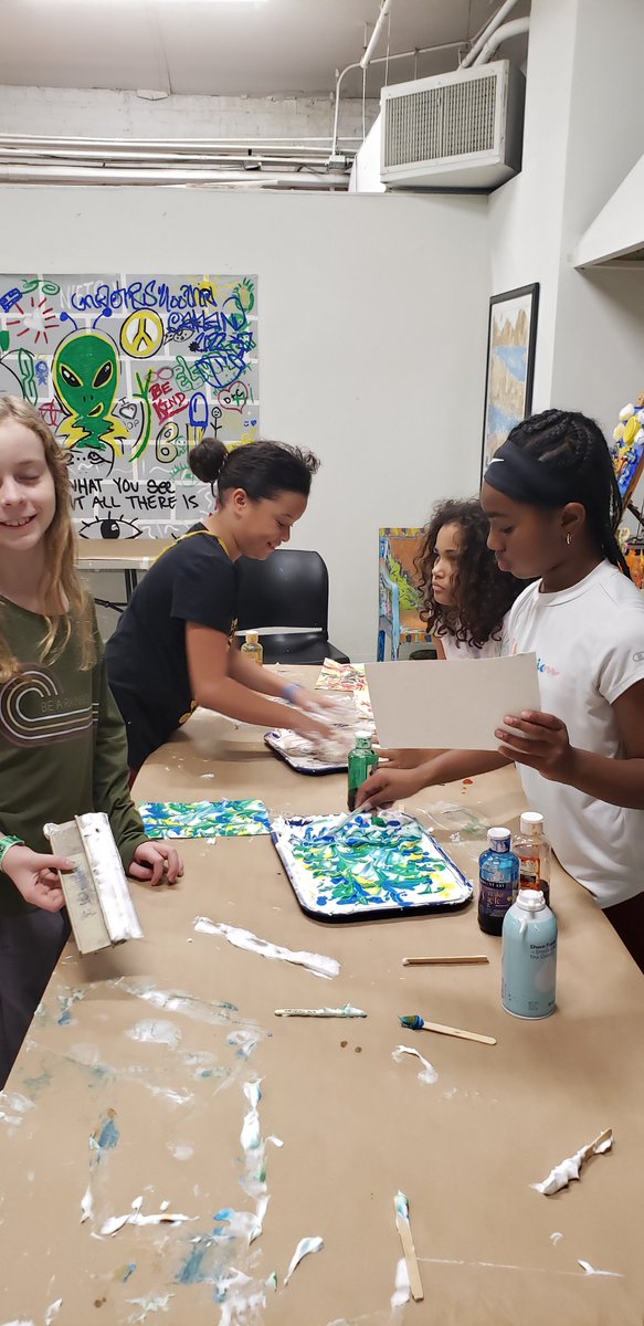 Fieldtripping at Artspace!! This was such a wonderful experience!! <a href="/HunterPrincipal/">Hunter GT-AIG Elem</a> <a href="/HunterFound/">Lucille Hunter Elementary Foundation</a> <a href="/hunter_pta/">Hunter GT AIG Elementary School PTA</a>