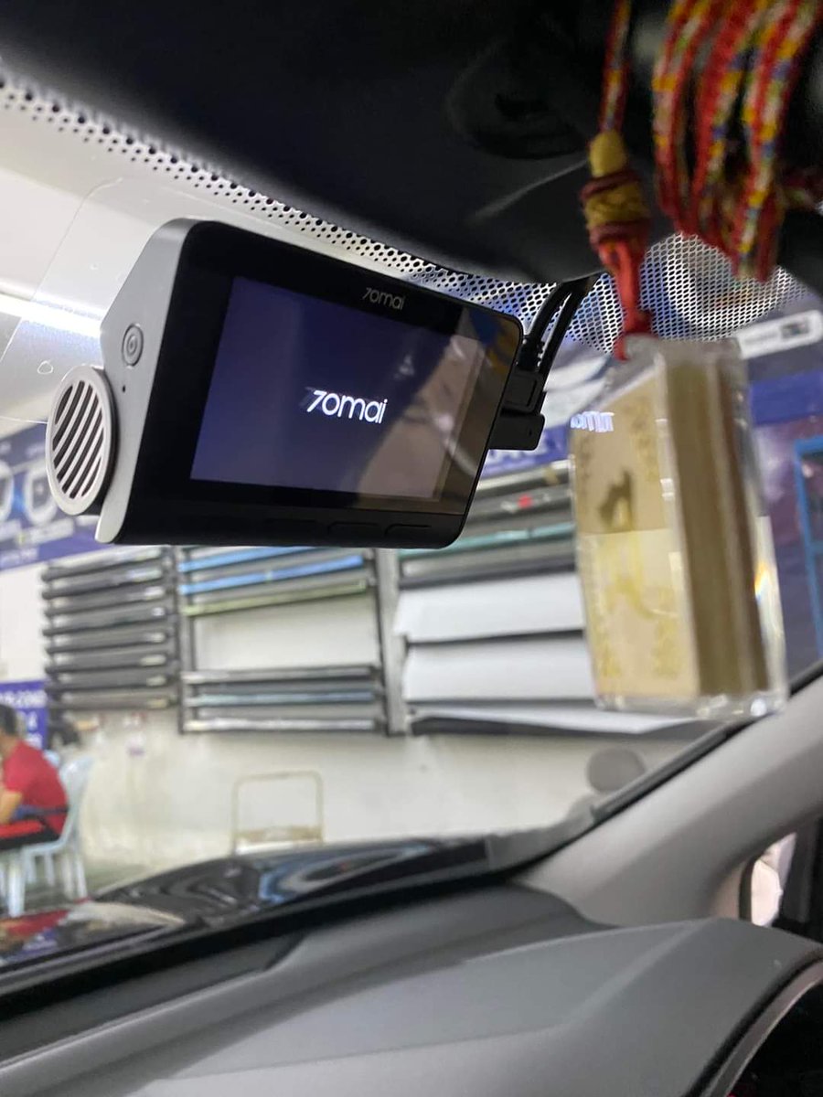 isusemasaviral's tweet photo. Dashcam terbaik kat Malaysia, video kamera depan belakang HD dengan sound system jelas. Puas hati pakai. Harga mesra rakyat. 
Boleh beli kat Shopee guna link bawah ni dapat murah  https://t.co/uANQJfZKp5 https://t.co/GwOpw2KUHK