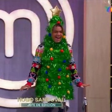 pppyriversgg's tweet photo. Como vemos a @Ricardo_Peralta | Como Gavito lo ve #MasterChefCelebrity #MasterChefSemifinal https://t.co/mIlNNnZQXB