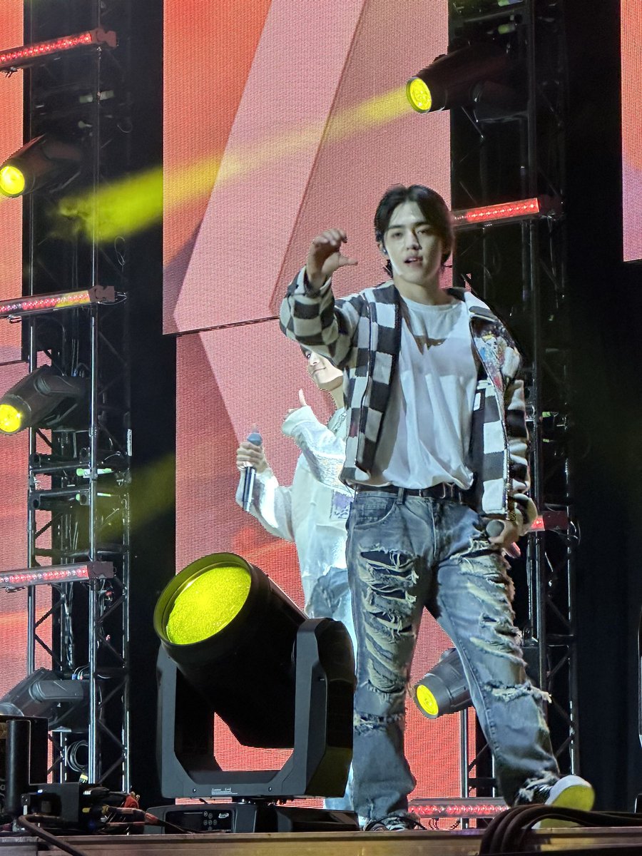 pretty baby wife tweet media