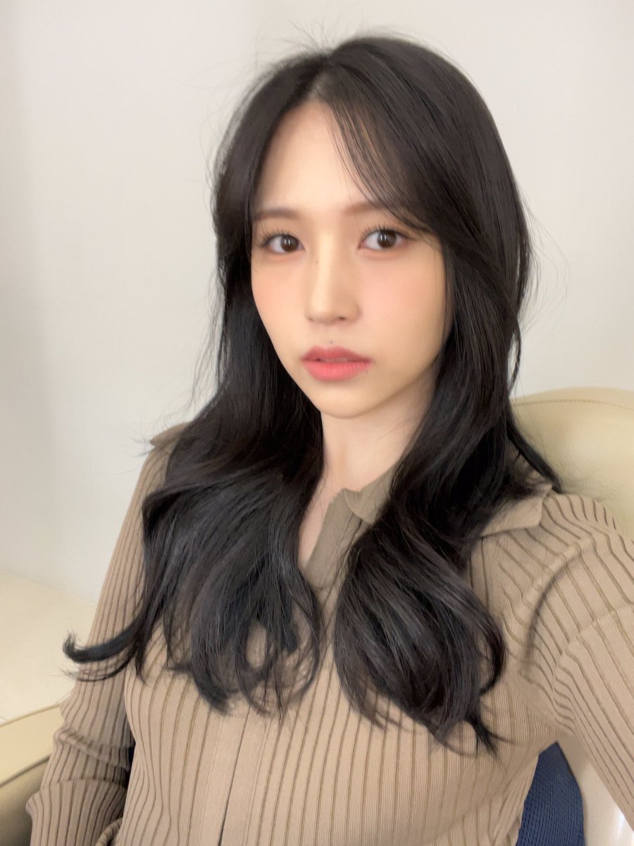 on-twitter-prettiest-girl-ever