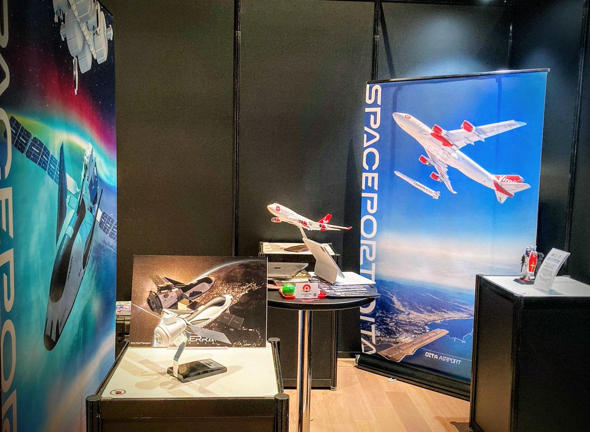 Spaceport_Oita's tweet photo. 大分県ブース、昨年よりも見ていただける物がいろいろ増えております!セッティングも完了し、日本橋で皆様をおまちしております。
#Spaceport_Oita #spaceport #スペースポート #space
#大分空港 #宇宙港 #大分 #Oita #宇宙 #TSBE #NIHONBASHISPACEWEEK https://t.co/dj9nWL4XfH