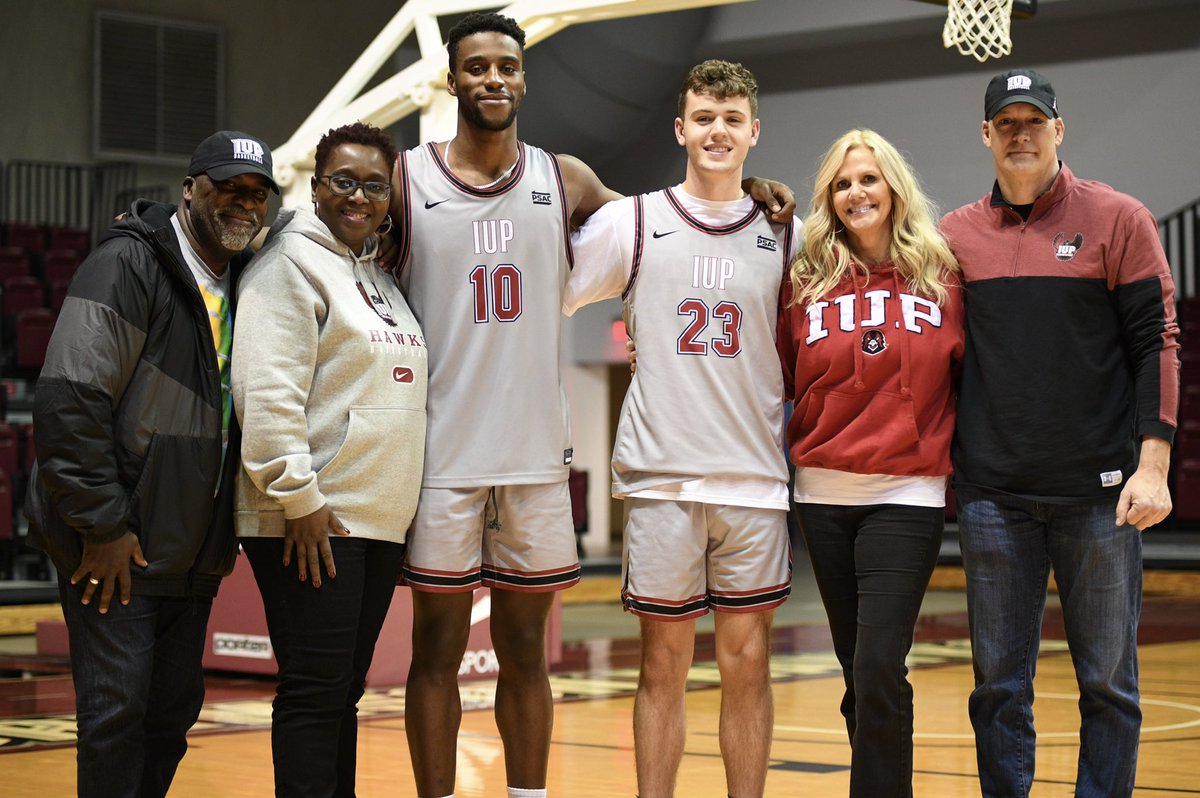 IUP_MBB's tweet photo. Family ties 🤞 https://t.co/Ns3RVb57e9