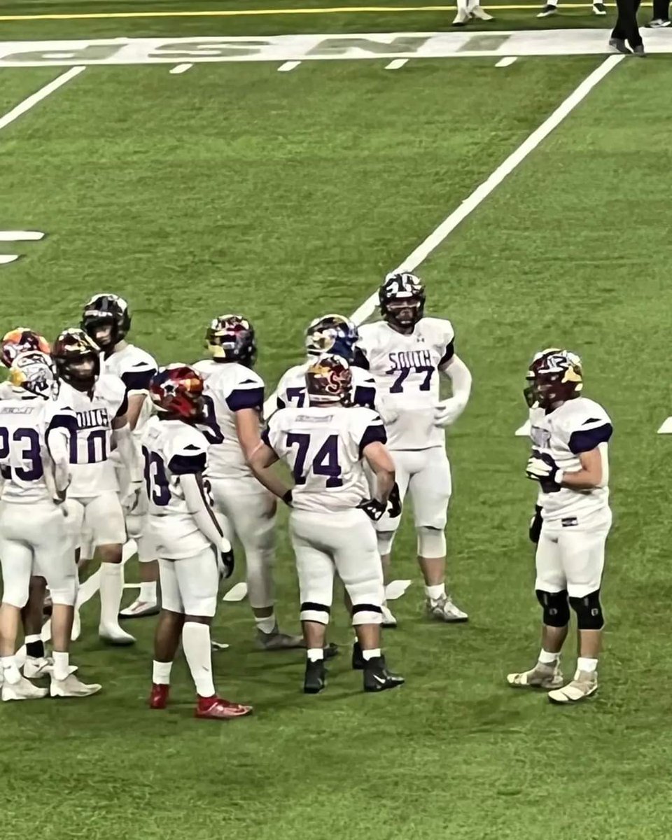 Had a lot of fun watching Sam Dioszeghy <a href="/SamDioszeghy/">Sam Dioszeghy</a> finish out his phenomenal career this weekend at the Minnesota High School All-Star Football Game! Class 4A Individual Academic All-State Selection Will Wallace <a href="/will_wallace87/">Will Wallace</a> was also recognized before the game. #WINGSup 🤙