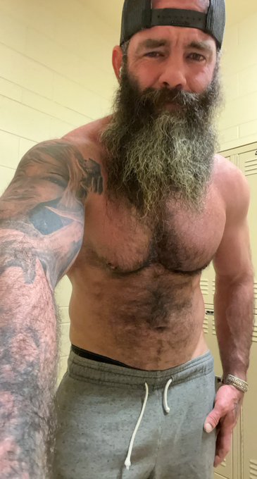 #lockerroom https://t.co/cmZ2WlJ7r1