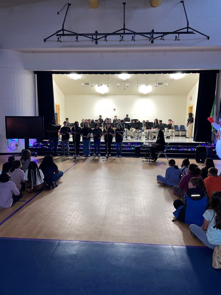 Ward_Colts's tweet image. We had another great week at Ward last week! Elko Middle School&apos;s band and choir came to perform for our 5th graders; we had our Ohu House breakfast ; and we celebrated our November Student of the Month recipients! #wardstrong #4houses1school