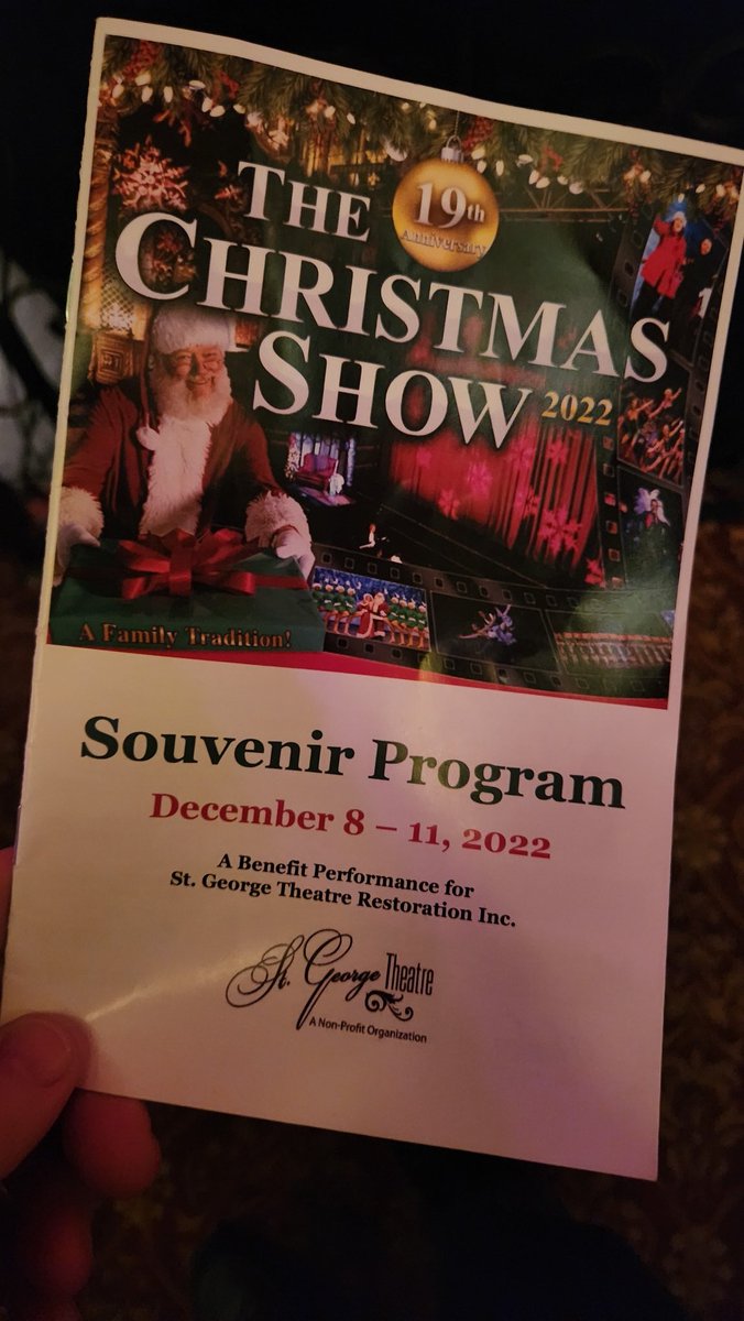 Michael Reilly (@mikewreilly) on Twitter photo #THREAD Fun time at the <a href="/StGeorgeTheatre/">St. George Theatre</a> Christmas Show. Amazing job by all the volunteer actors and staff! #THREAD Fun time at the <a href="/StGeorgeTheatre/">St. George Theatre</a> Christmas Show. Amazing job by all the volunteer actors and staff!
