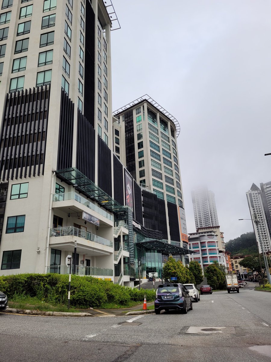 First day! GM 🌟

#MondayBlues #jobstart121222 #onboarding