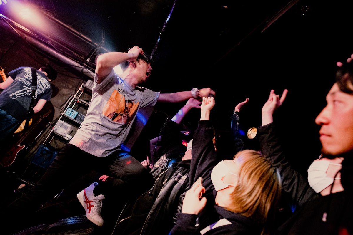 kira_the_man_'s tweet photo. 昨日はRIBM活動10周年企画来てくれた方々本当にありがとう✌️
酸素薄すぎた！！多くの大好きな人たちを呼びすぎてみんなともっともっとたっぷり喋りたかった。
10年まだようやく1段目。もっともっと最高をまだまだ踏みしめていきたい。 https://t.co/UYIBgxLHLn