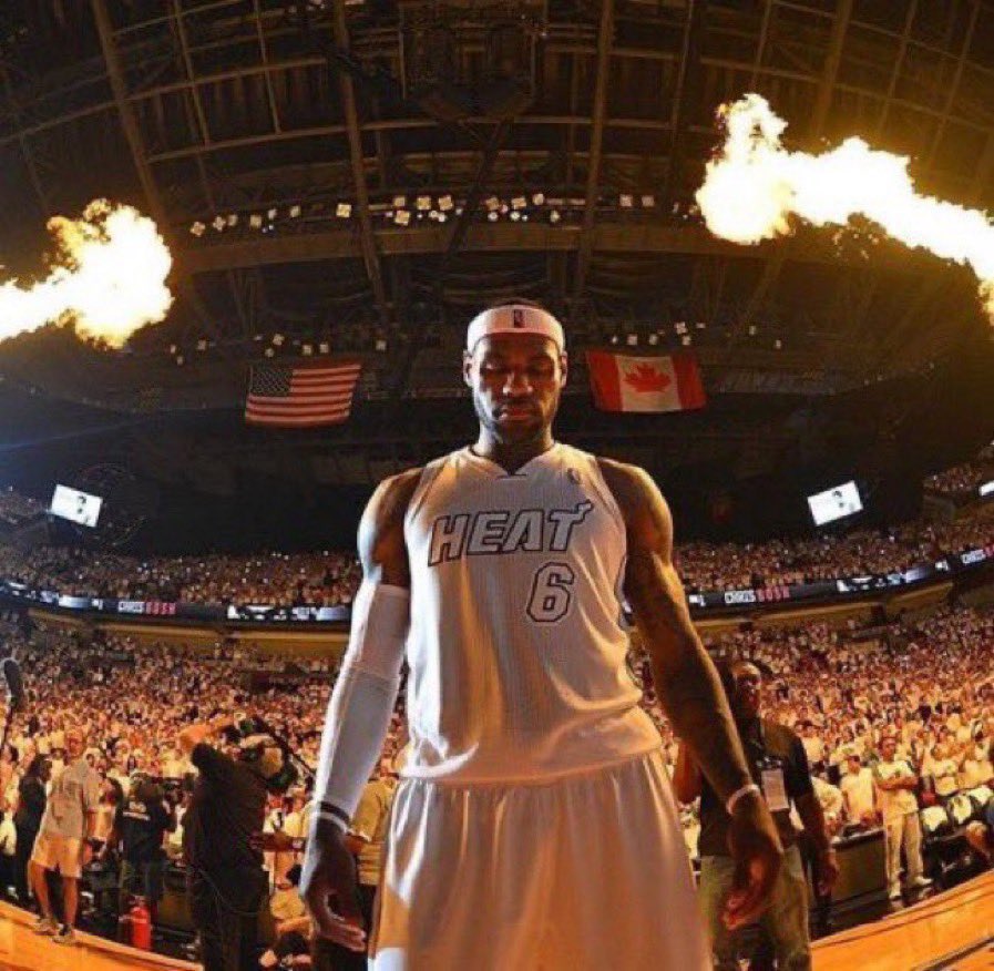 XdDacz's tweet photo. @btmclive @BoxBox @Kroytz Boxbox walk out boutta be like: https://t.co/ltGRZgNQ50