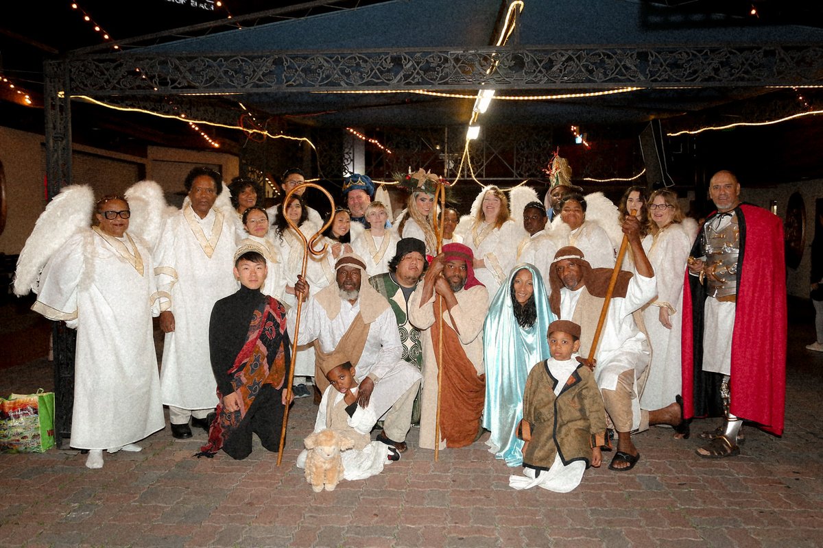 biergartenhb's tweet photo. Our 22nd Annual International Celebration of Christmas is Sunday, Dec 18thπ
Doors open at 5:30pm. Program starts at 6pm. Admission is free. Seating is first come, first serve.
#orangecounty #happyholidays #merrychristmas #nativityplay #explorehb #allthingsorangecounty https://t.co/h64eH6nAwH