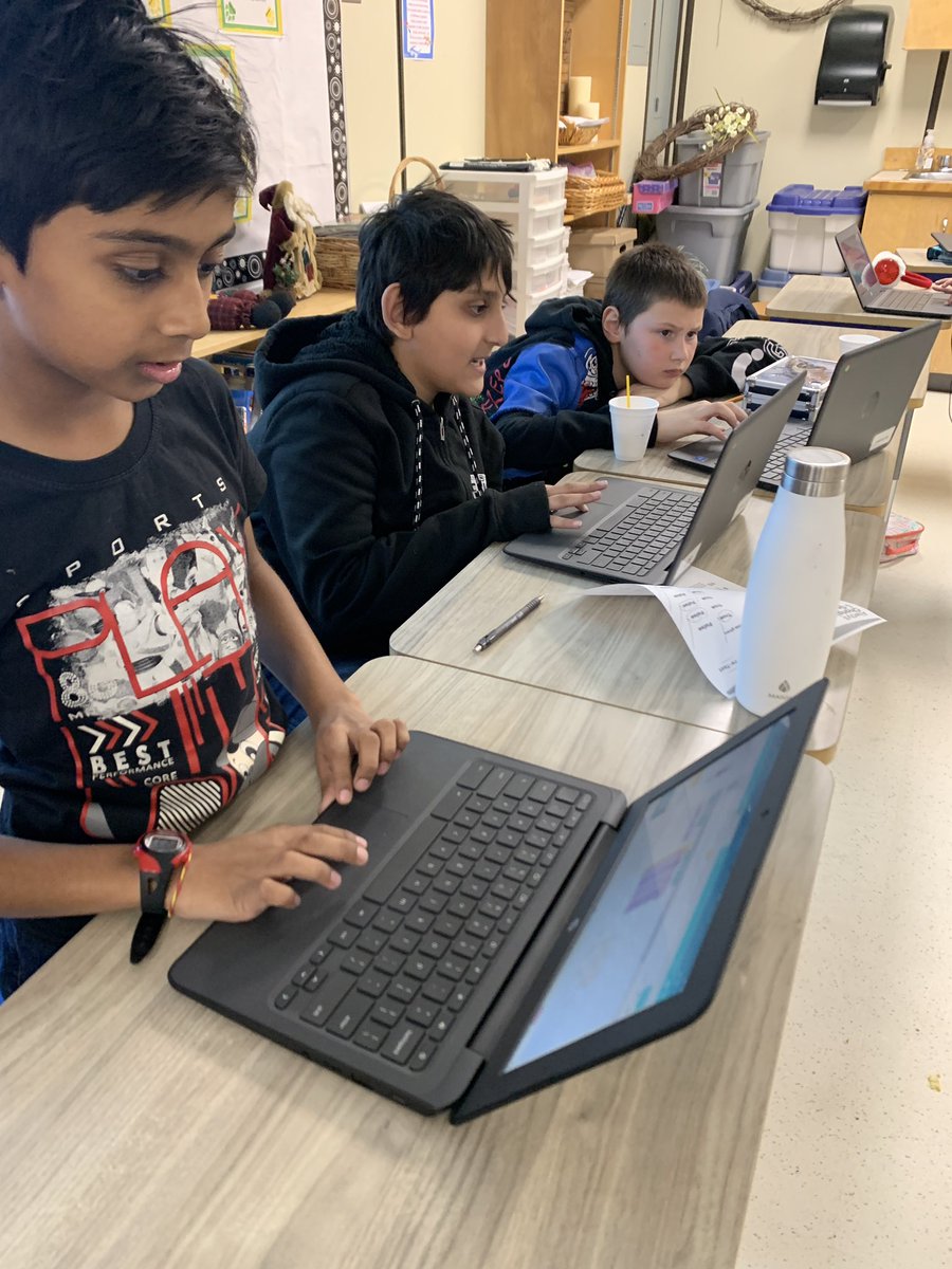 WinstonWilly's tweet image. @hourofcode took place @WinstonWilly School this past week!! Coding fun for all! @TechLPSD