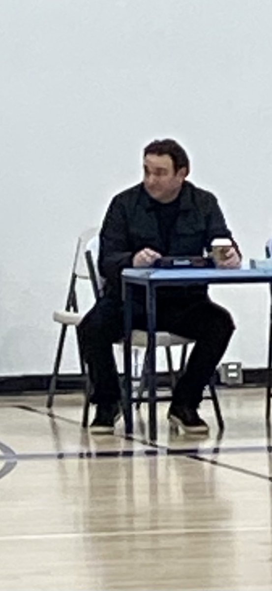 StanHagen1's tweet photo. Jonathan running clock at Boys and Girls club basketball game. (No- Colletto is not a ref) https://t.co/NiXfj6eEr2