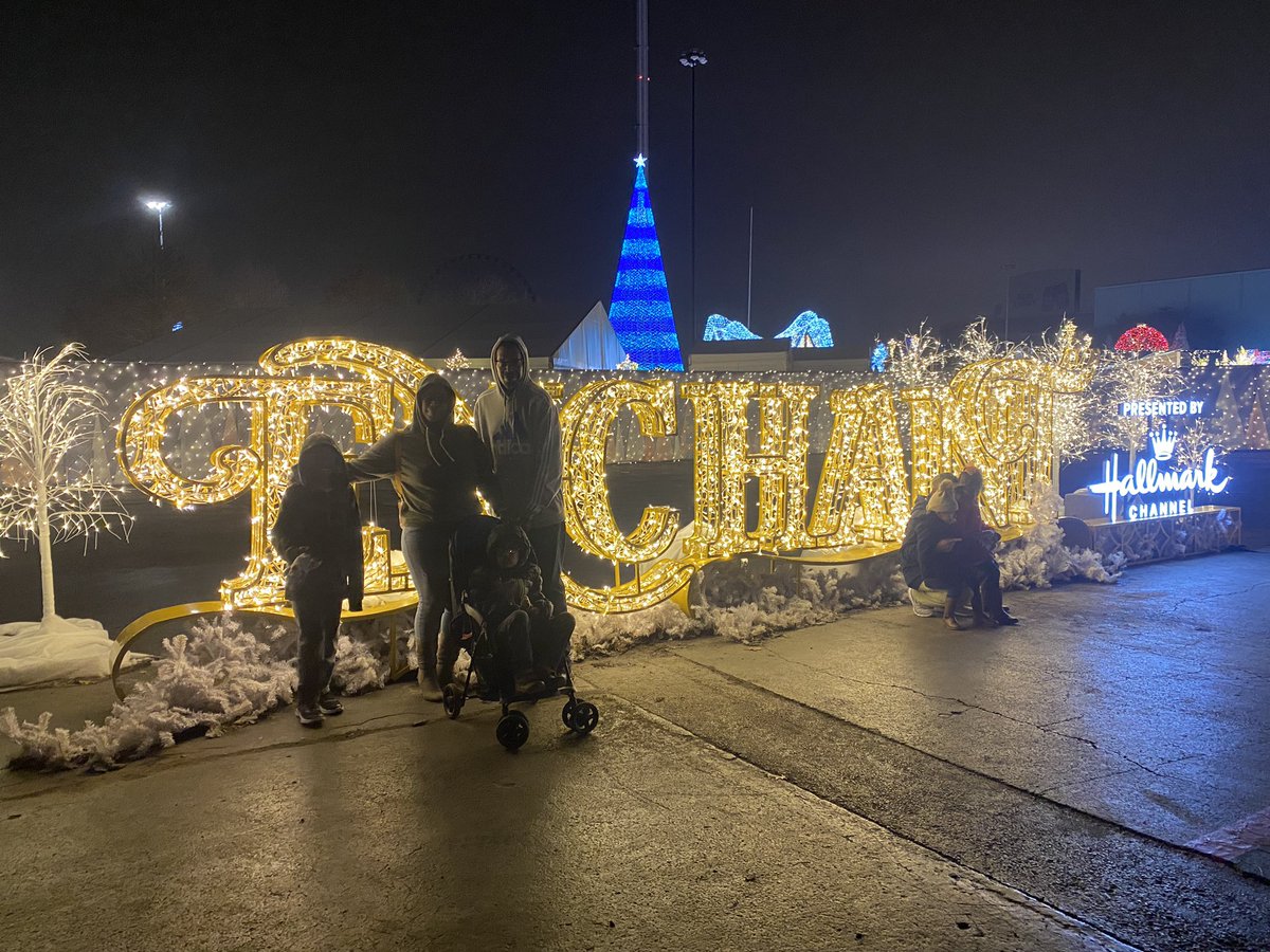 TeiaBCollier's tweet photo. It’s my favorite time of year.  Jolly, jolly at @EnchantDallas #christmasindallas 🎄#enchantambassador https://t.co/84qpPKZC3d