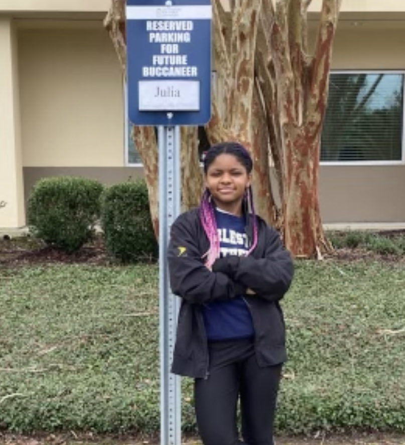 RHHSGirlsBBall's tweet photo. Not just our players are taking visits to colleges our support staff are too. Senior Head Manager Julia Warwick ⁦⁦@jules_gracew⁩ visited Charleston Southern University on 12/9/22. LetsGo Jules!! #SisterHood https://t.co/Emkc6Ijzx4